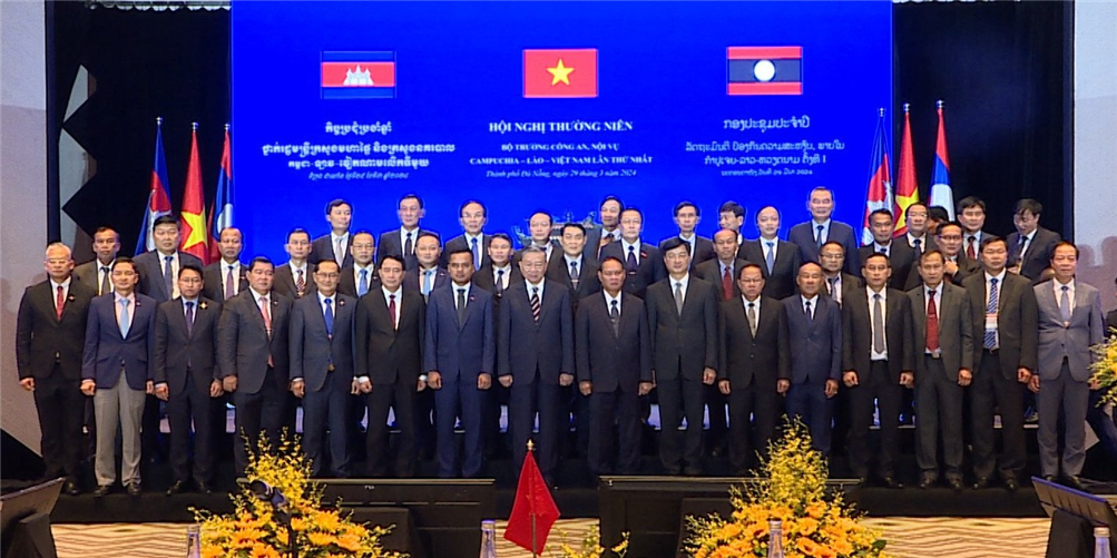 Thông qua tuyên bố chung Hội nghị thường niên Bộ trưởng Công an, Nội vụ 03 nước Campuchia - Lào - Việt Nam